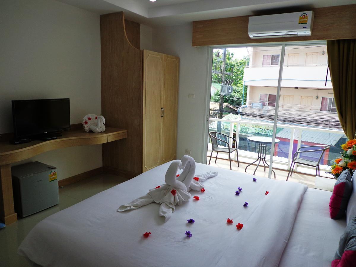 Red Sapphire Hotel Patong Dış mekan fotoğraf