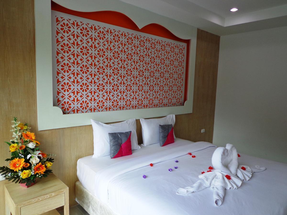 Red Sapphire Hotel Patong Dış mekan fotoğraf